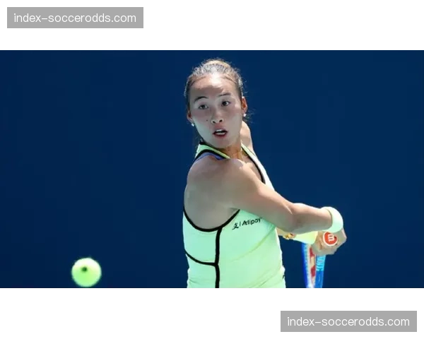 郑钦文不敌萨巴伦卡止步八强，世界排名将创新高